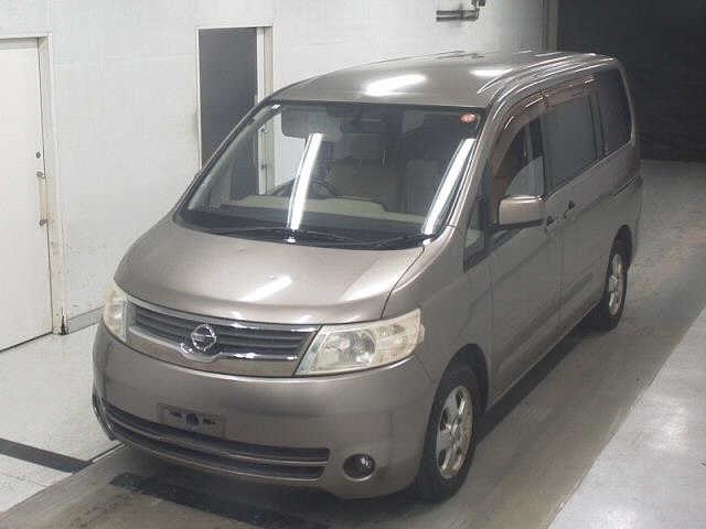 NISSAN SERENA
