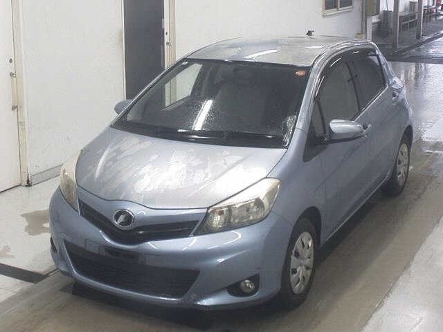 TOYOTA VITZ