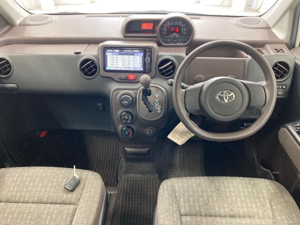 TOYOTA SPADE