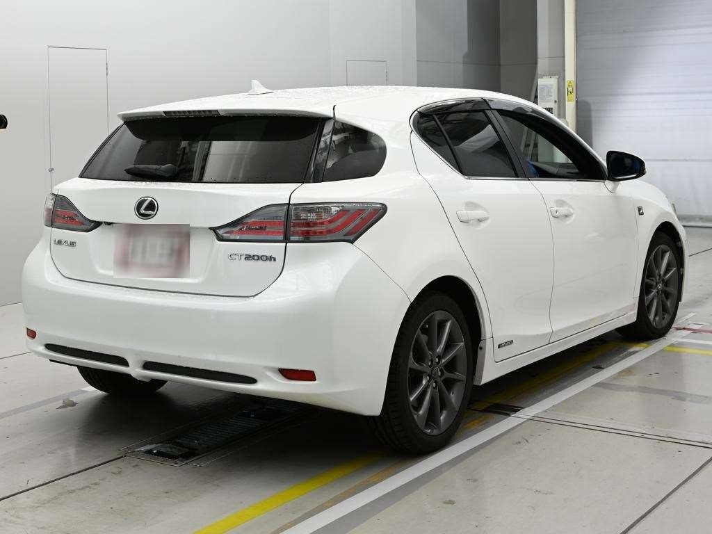 LEXUS CT200H