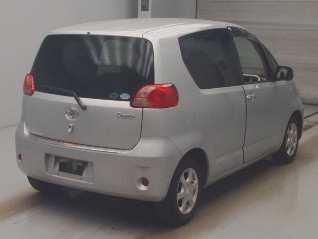 TOYOTA PORTE