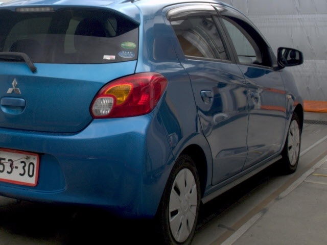 MITSUBISHI MIRAGE