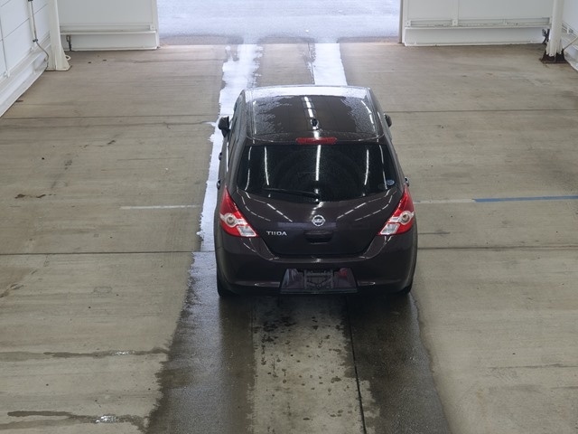 NISSAN TIIDA