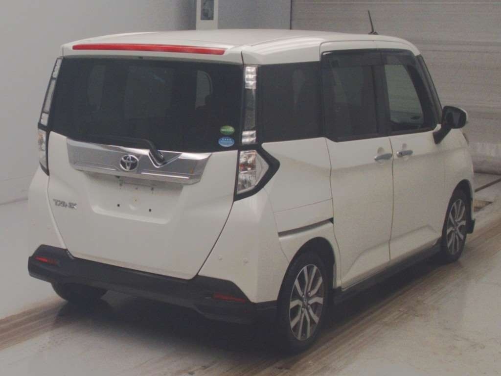 TOYOTA TANK