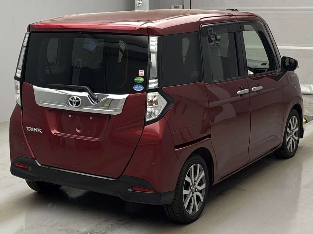 TOYOTA TANK