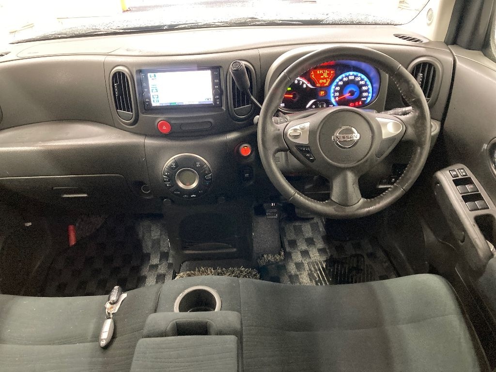 NISSAN CUBE