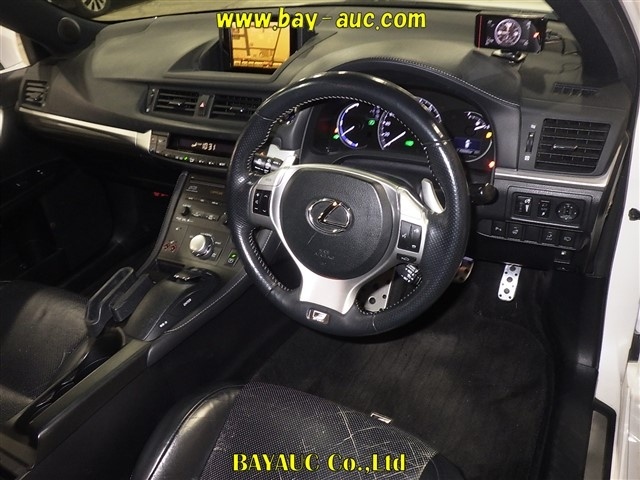 LEXUS CT200H