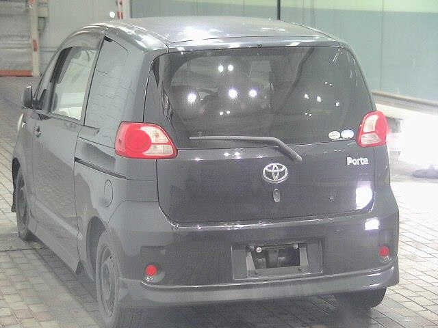 TOYOTA PORTE