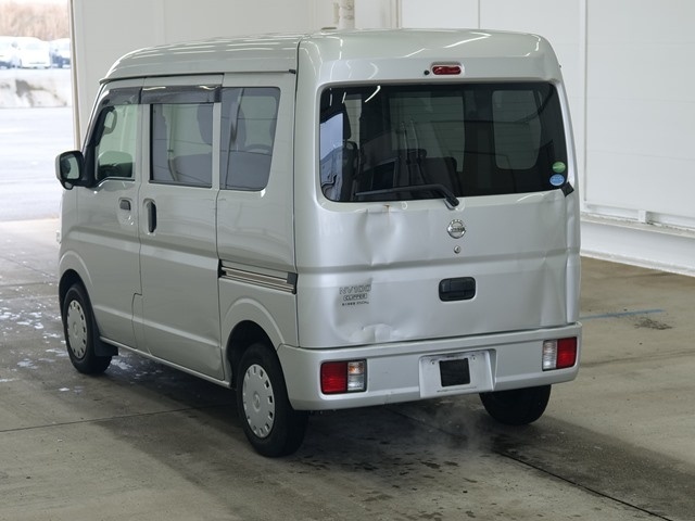 NISSAN NV100 CLIPPER
