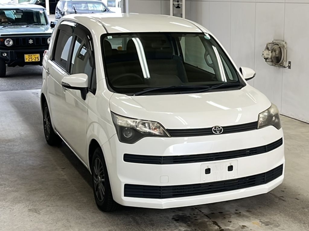 TOYOTA SPADE