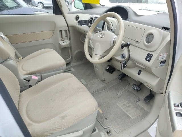 TOYOTA PORTE