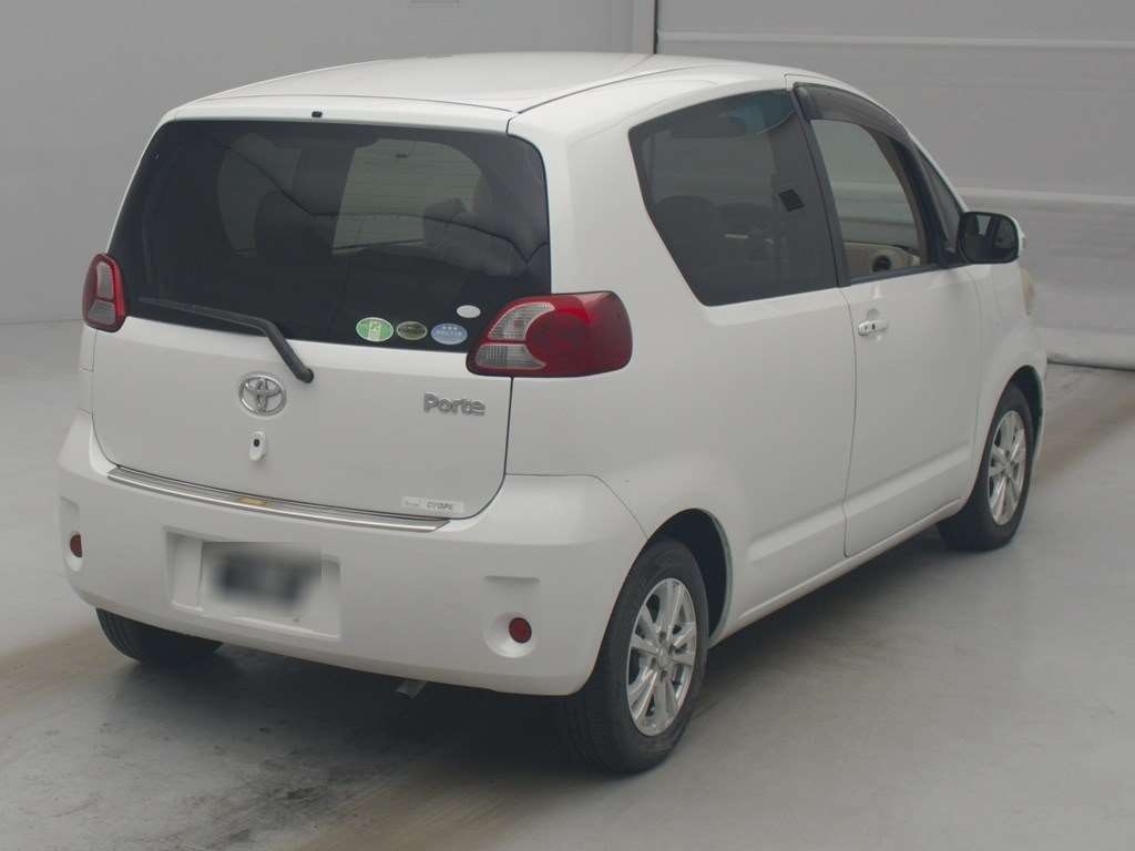 TOYOTA PORTE