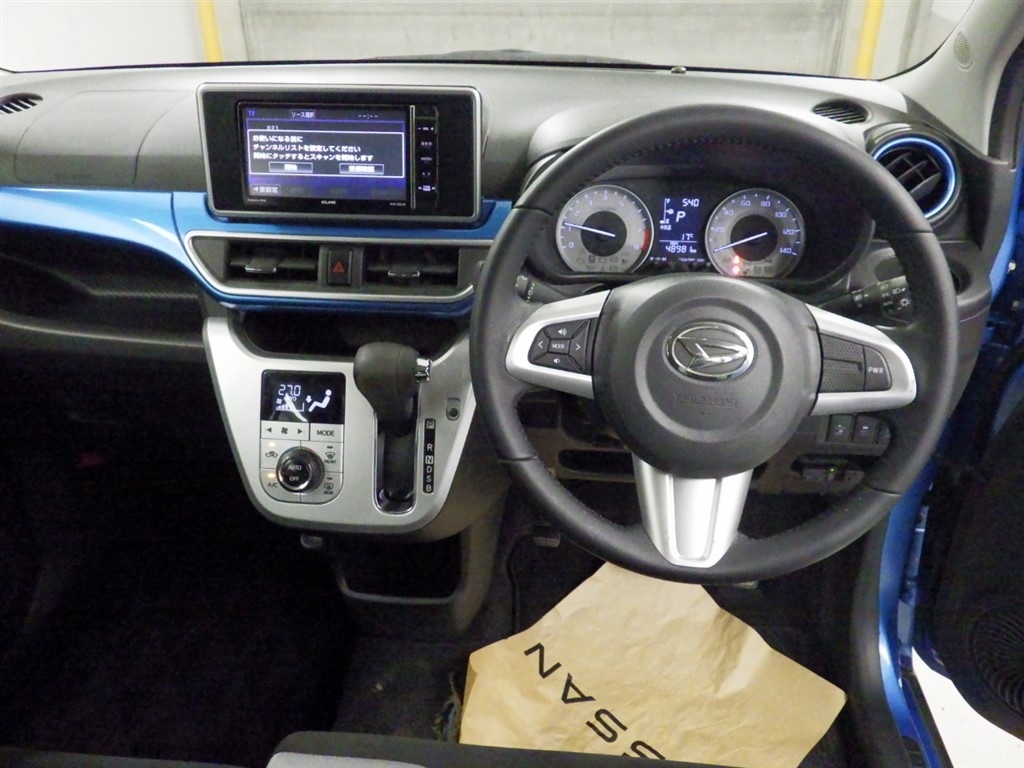 DAIHATSU CAST