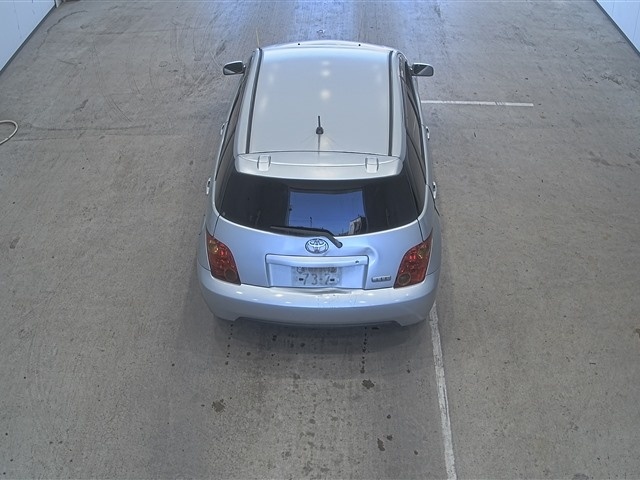 TOYOTA IST
