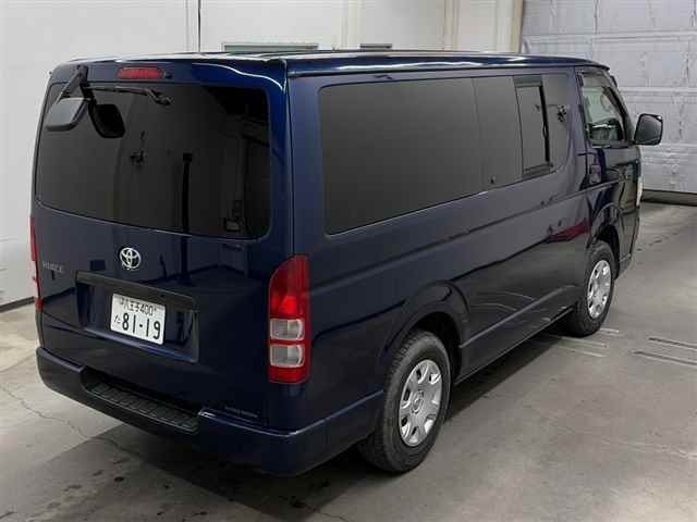TOYOTA REGIUS ACE