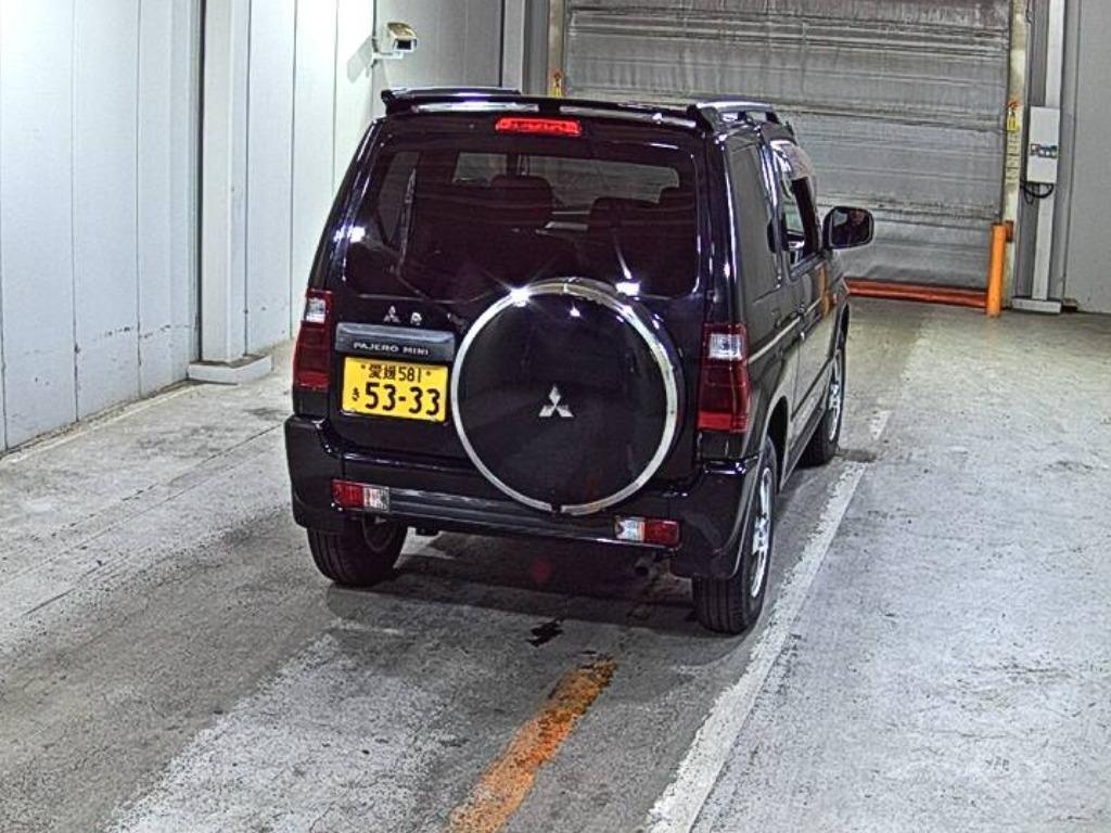 MITSUBISHI PAJERO MINI