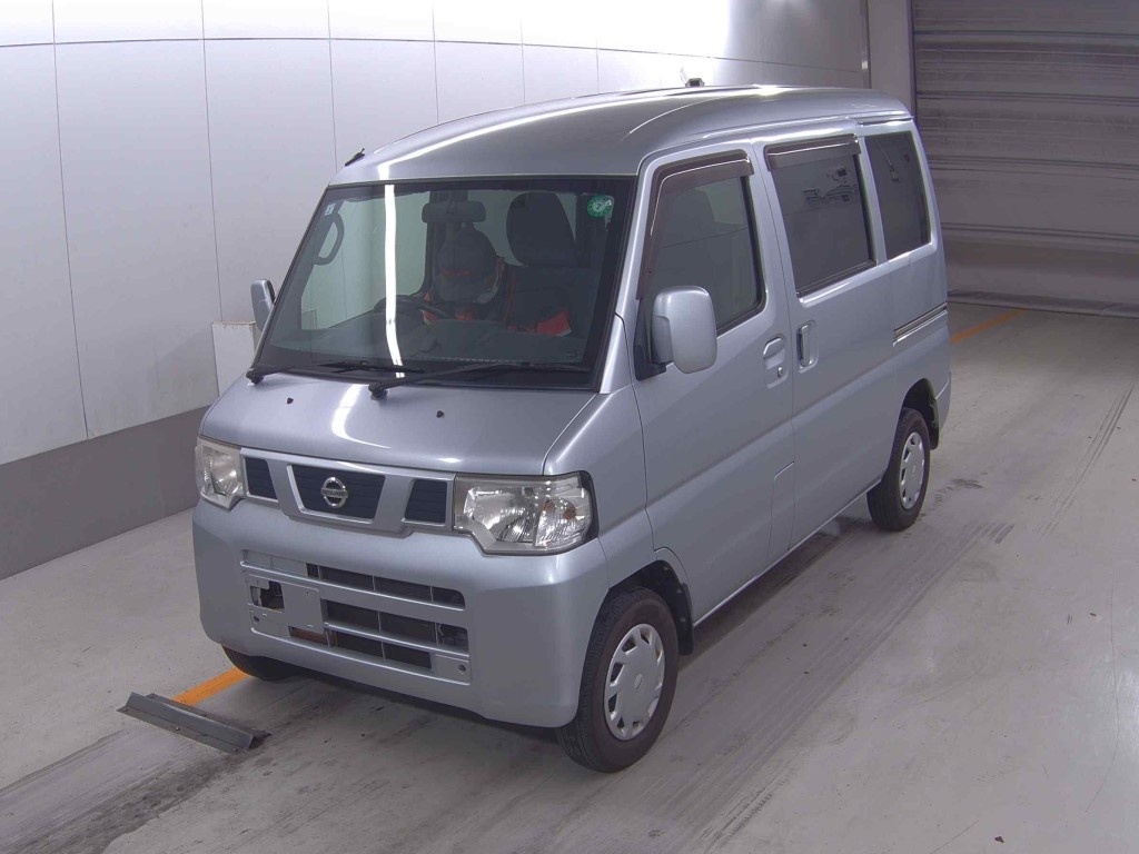 NISSAN NV100 CLIPPER