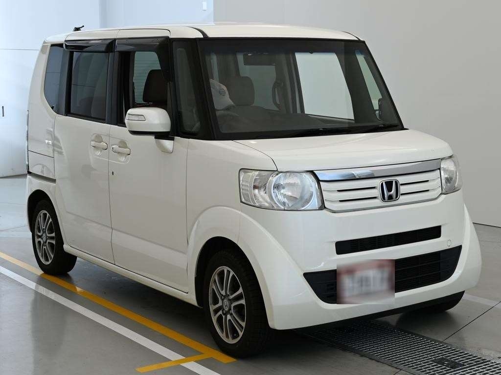 HONDA N-BOX
