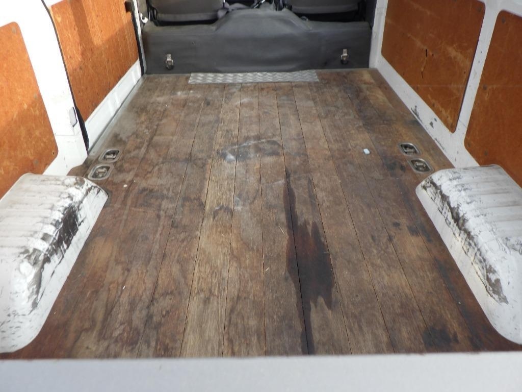 NISSAN CARAVAN