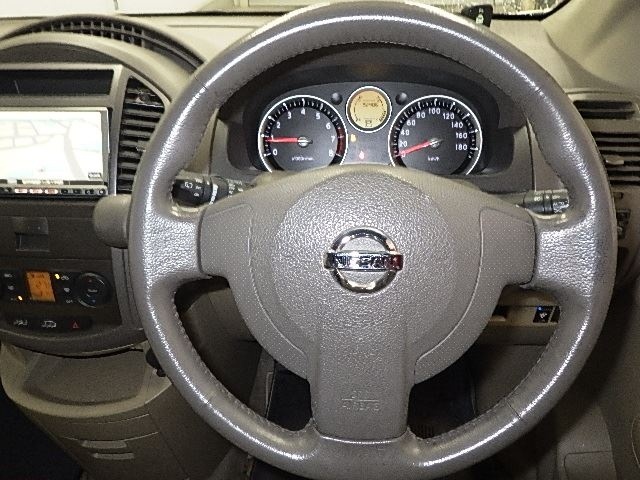 NISSAN LAFESTA