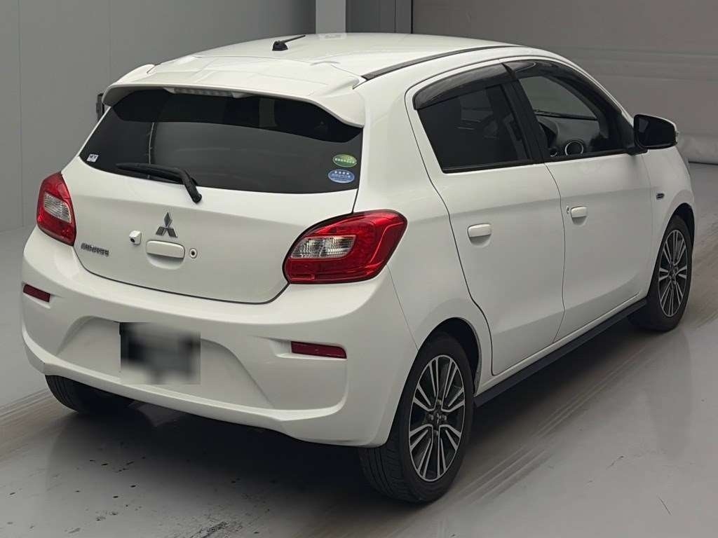 MITSUBISHI MIRAGE