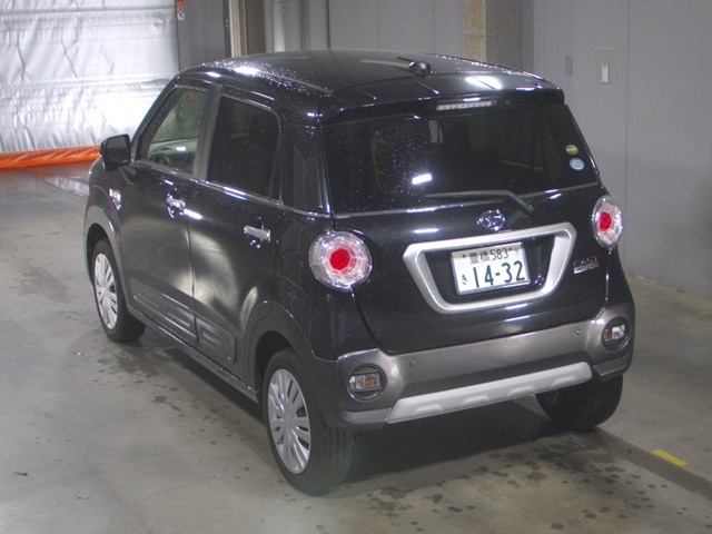 DAIHATSU CAST