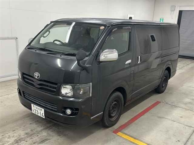 TOYOTA REGIUS ACE