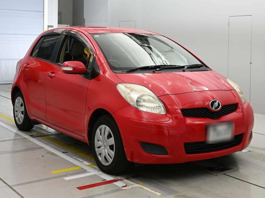 TOYOTA VITZ