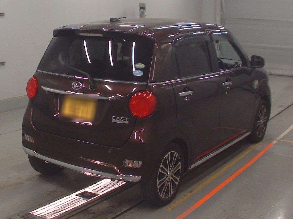 DAIHATSU CAST