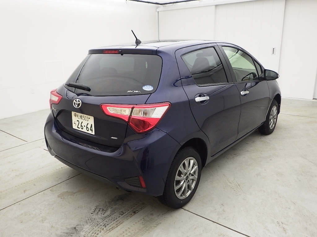 TOYOTA VITZ