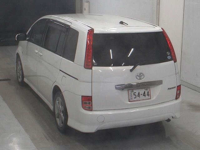 TOYOTA ISIS