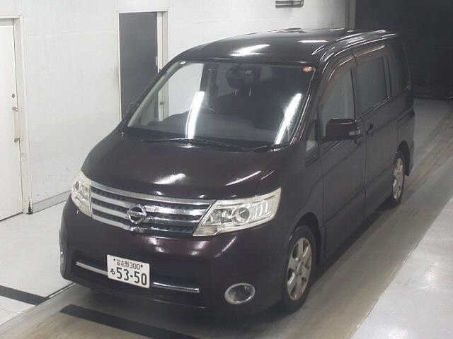 NISSAN SERENA