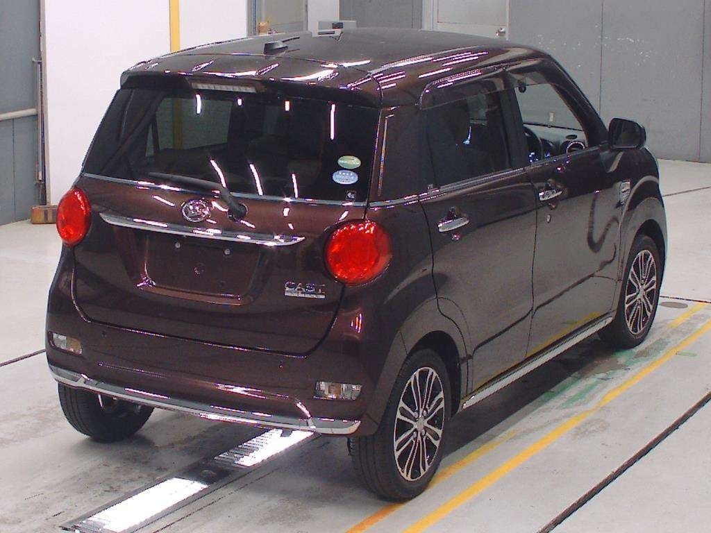 DAIHATSU CAST