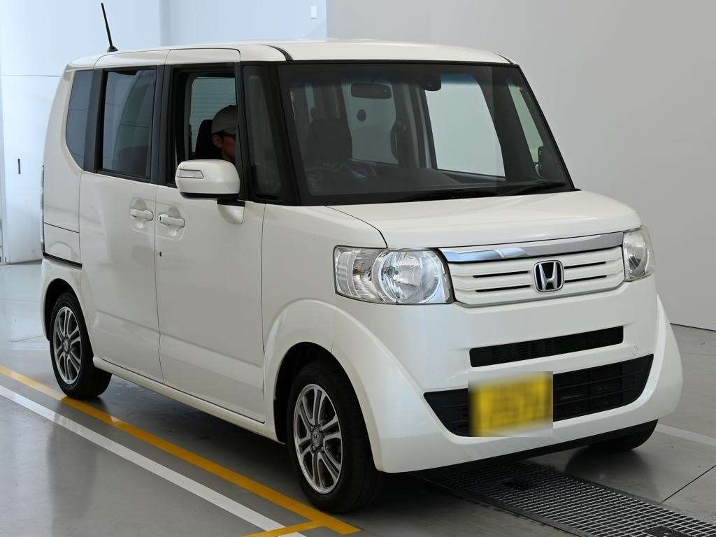 HONDA N-BOX