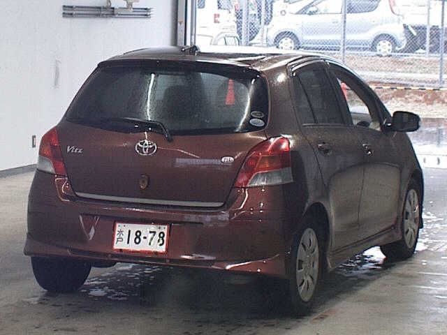 TOYOTA VITZ