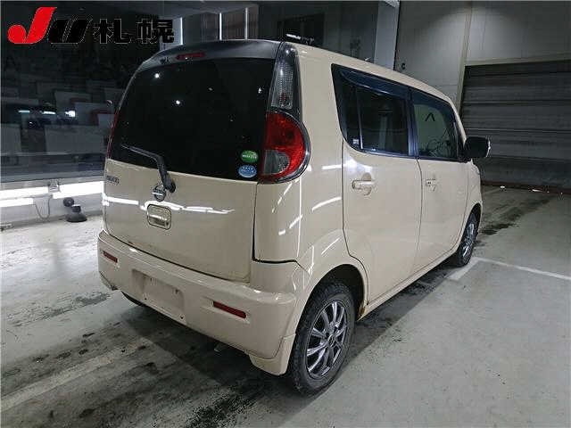 NISSAN MOCO