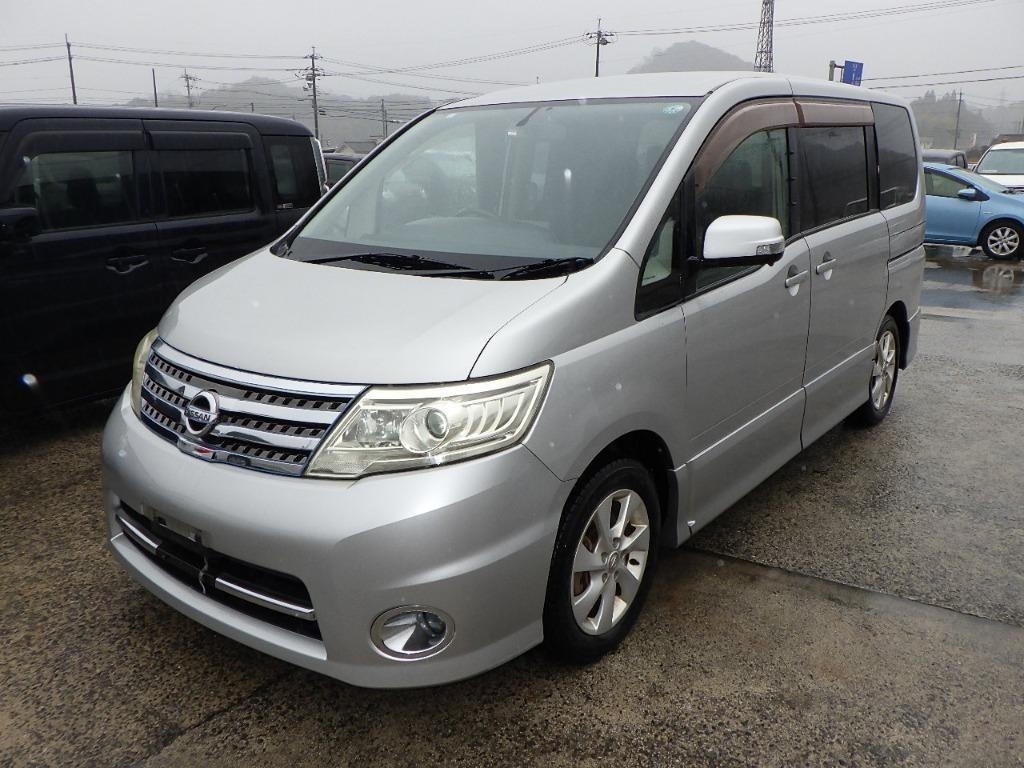 NISSAN SERENA