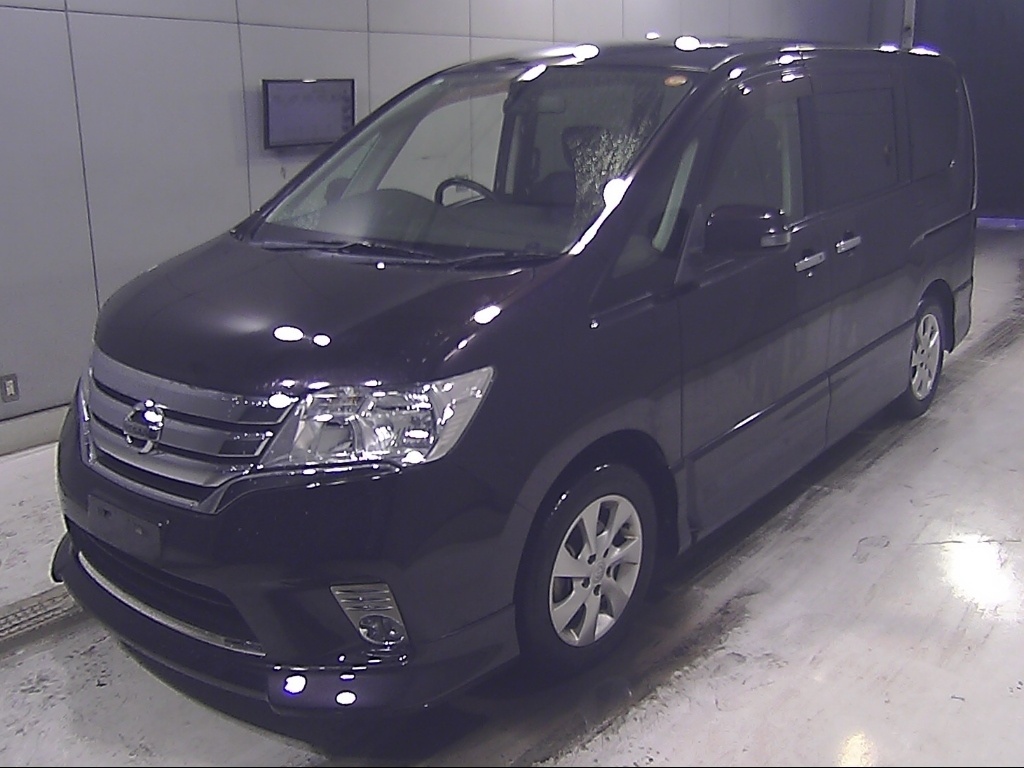 NISSAN SERENA