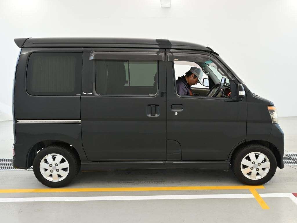 DAIHATSU ATRAI