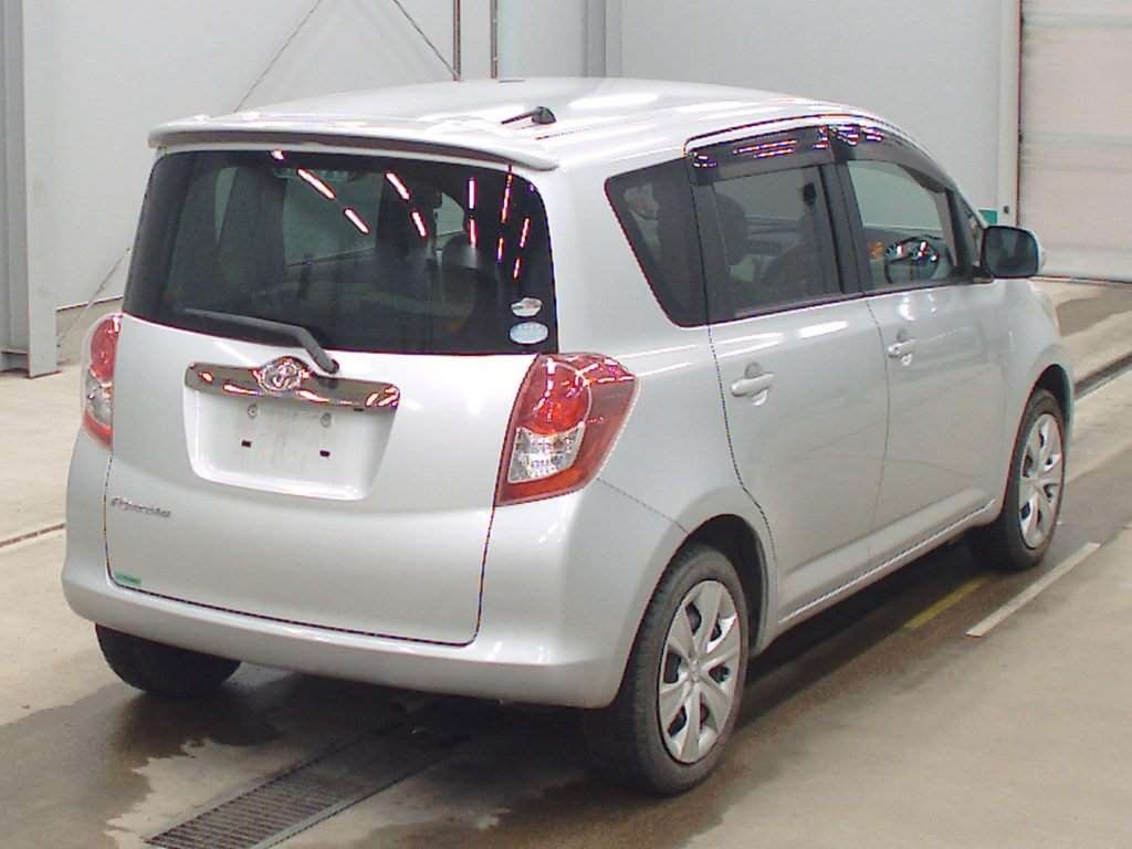 TOYOTA RACTIS