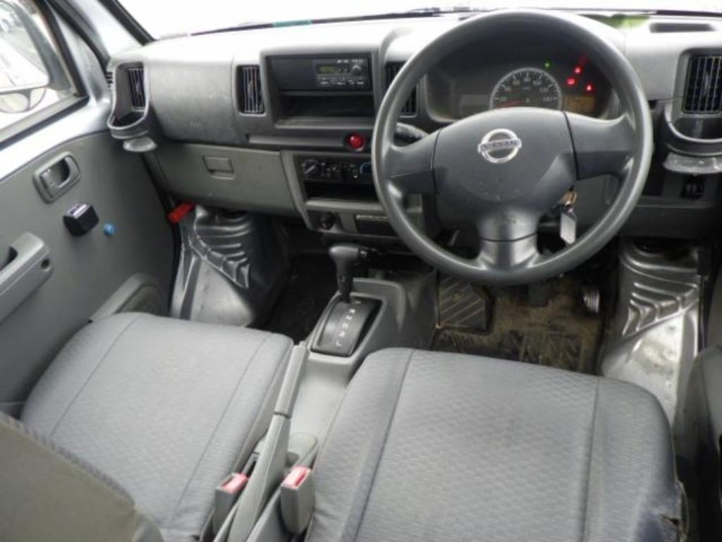 NISSAN NV100 CLIPPER