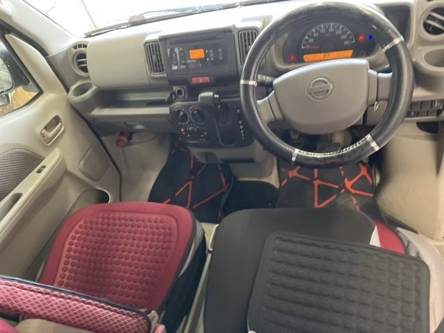 NISSAN NV100 CLIPPER