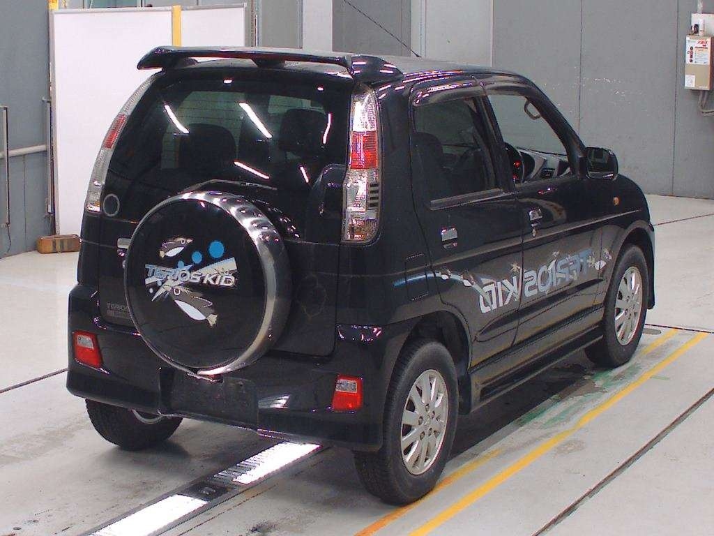 DAIHATSU TERIOS KID
