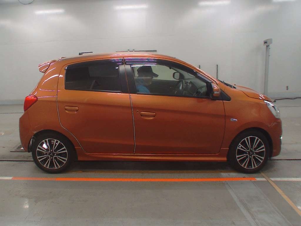 MITSUBISHI MIRAGE