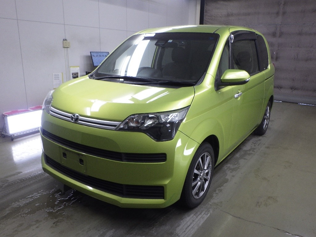TOYOTA SPADE