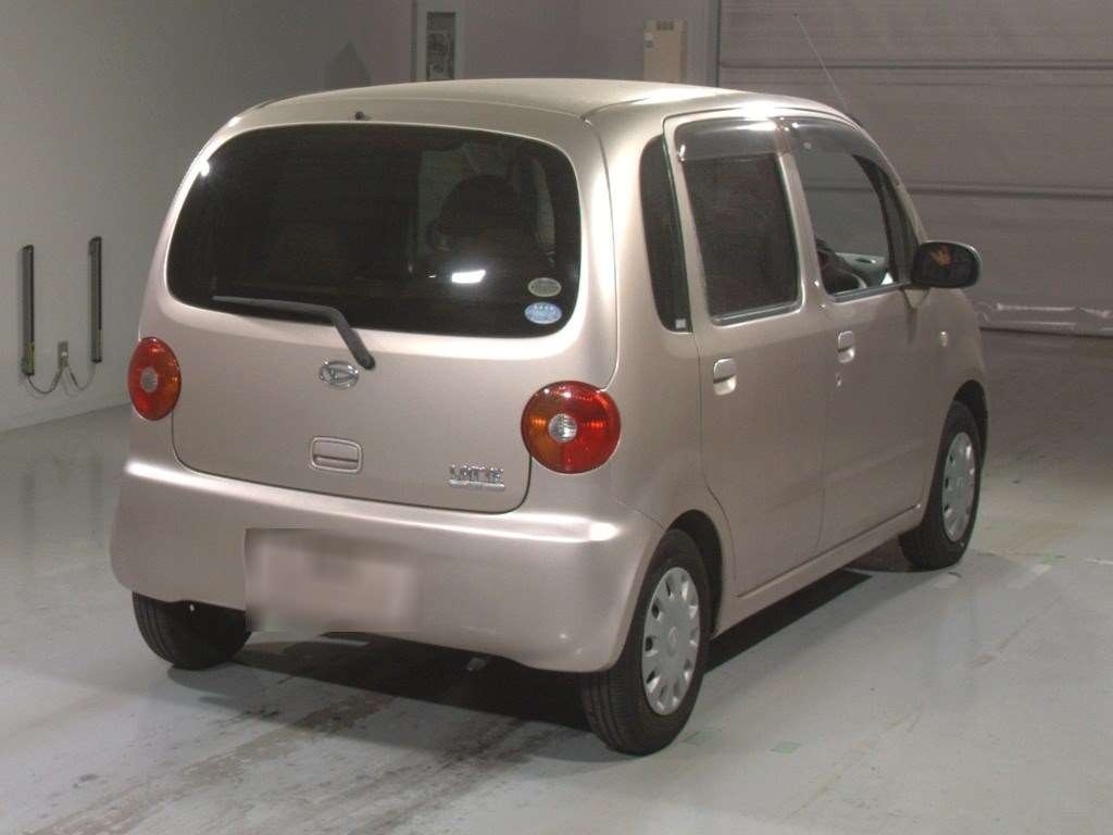 DAIHATSU MOVE LATTE