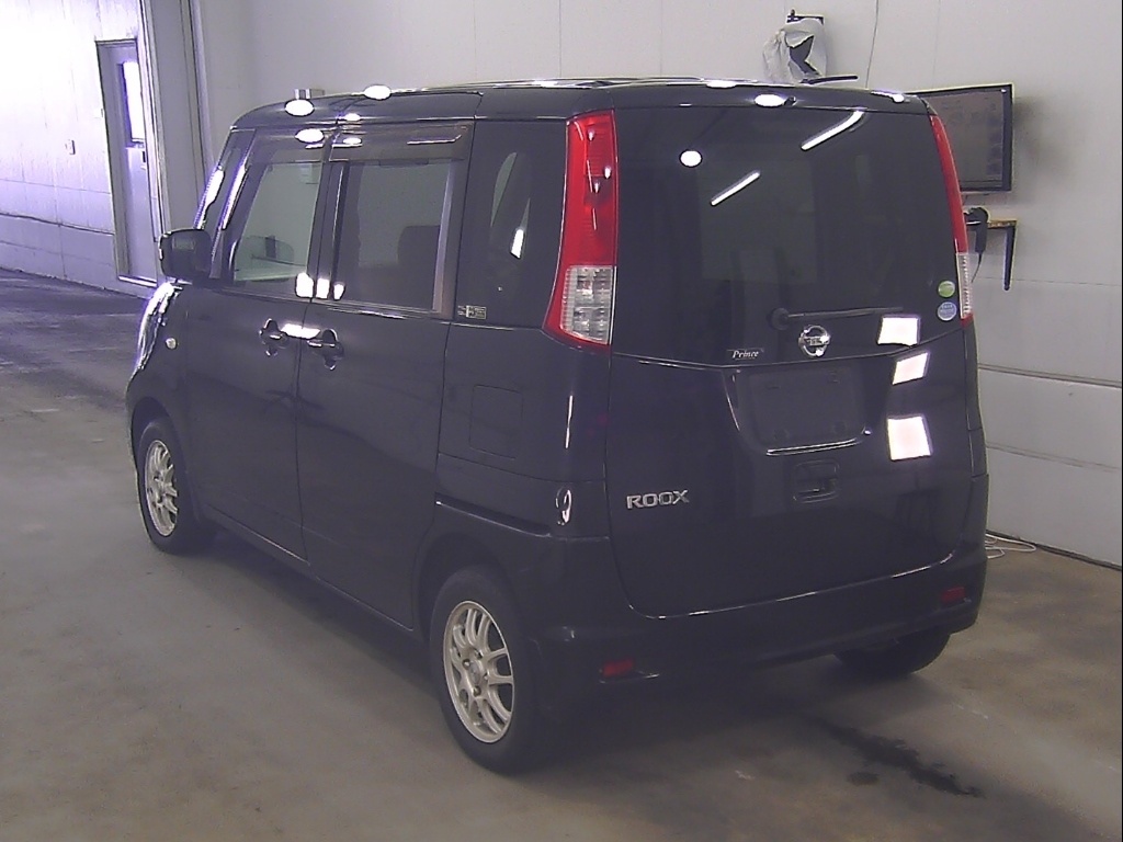NISSAN ROOX
