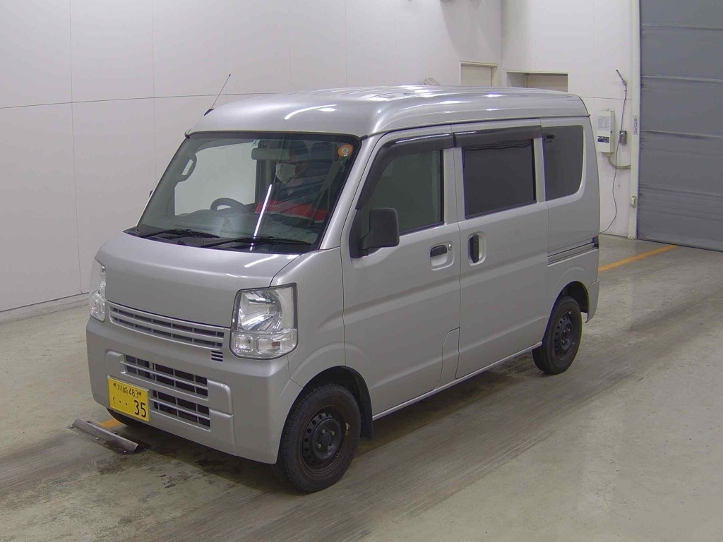 NISSAN NV100 CLIPPER