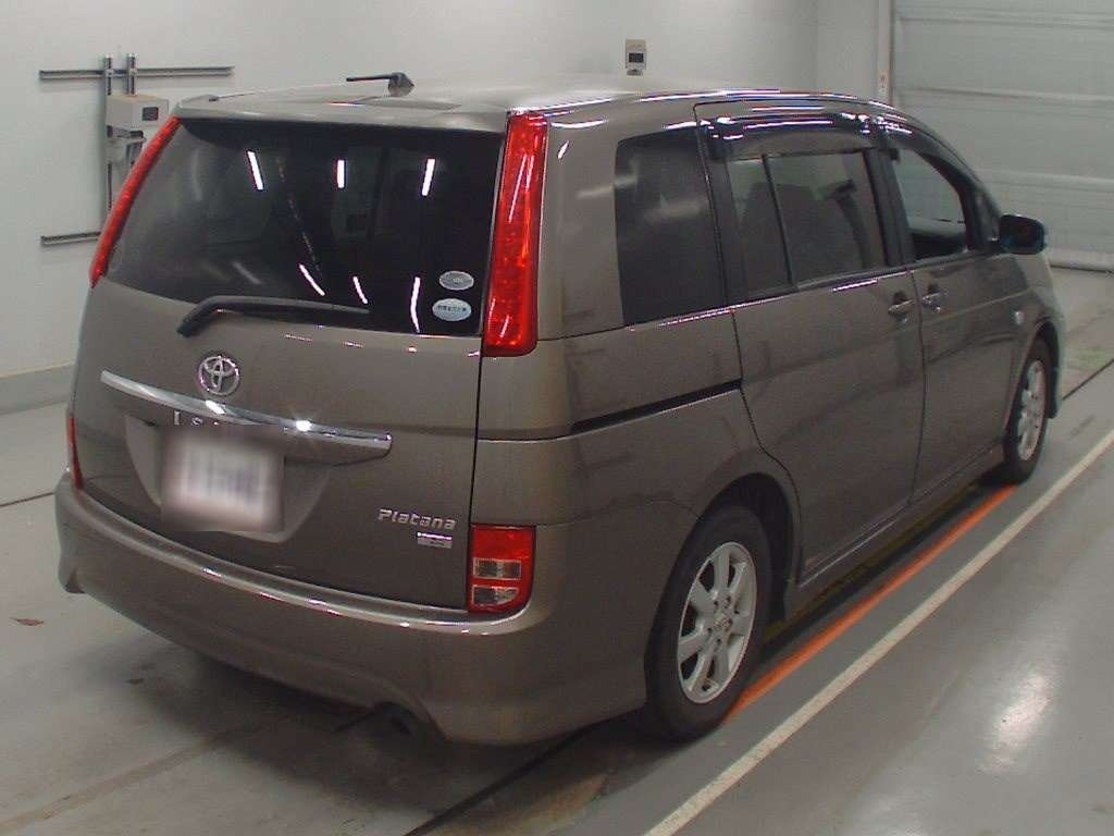 TOYOTA ISIS