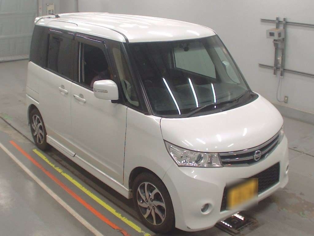 NISSAN ROOX